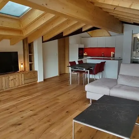 Diana 9 דירה לויקרבאד